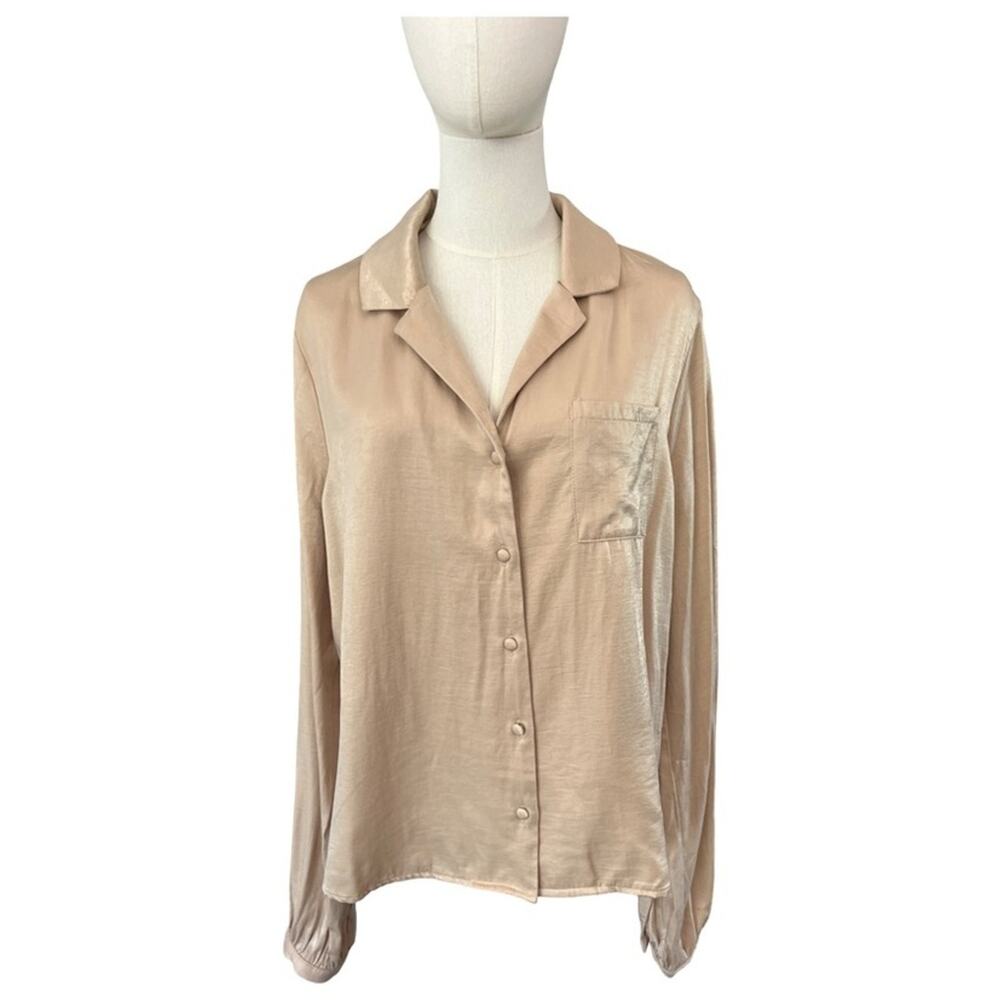 Crescent Tan Lightweight Satin Look Top Women's Size Late Button Down Blouse